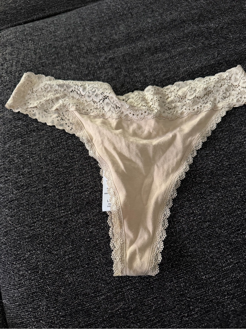 Maurices Nude Lace Thong Panty Size Large NWT